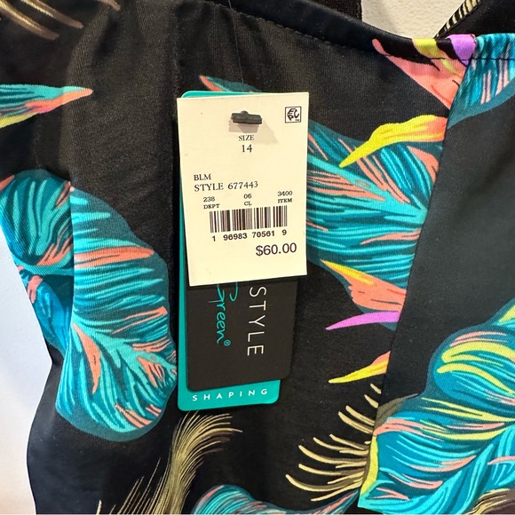 NWT Aqua Green UPF 50 V-Neck Ruched One Piece Swimsuit - Black Tropical Print 14 - Picture 6 of 6